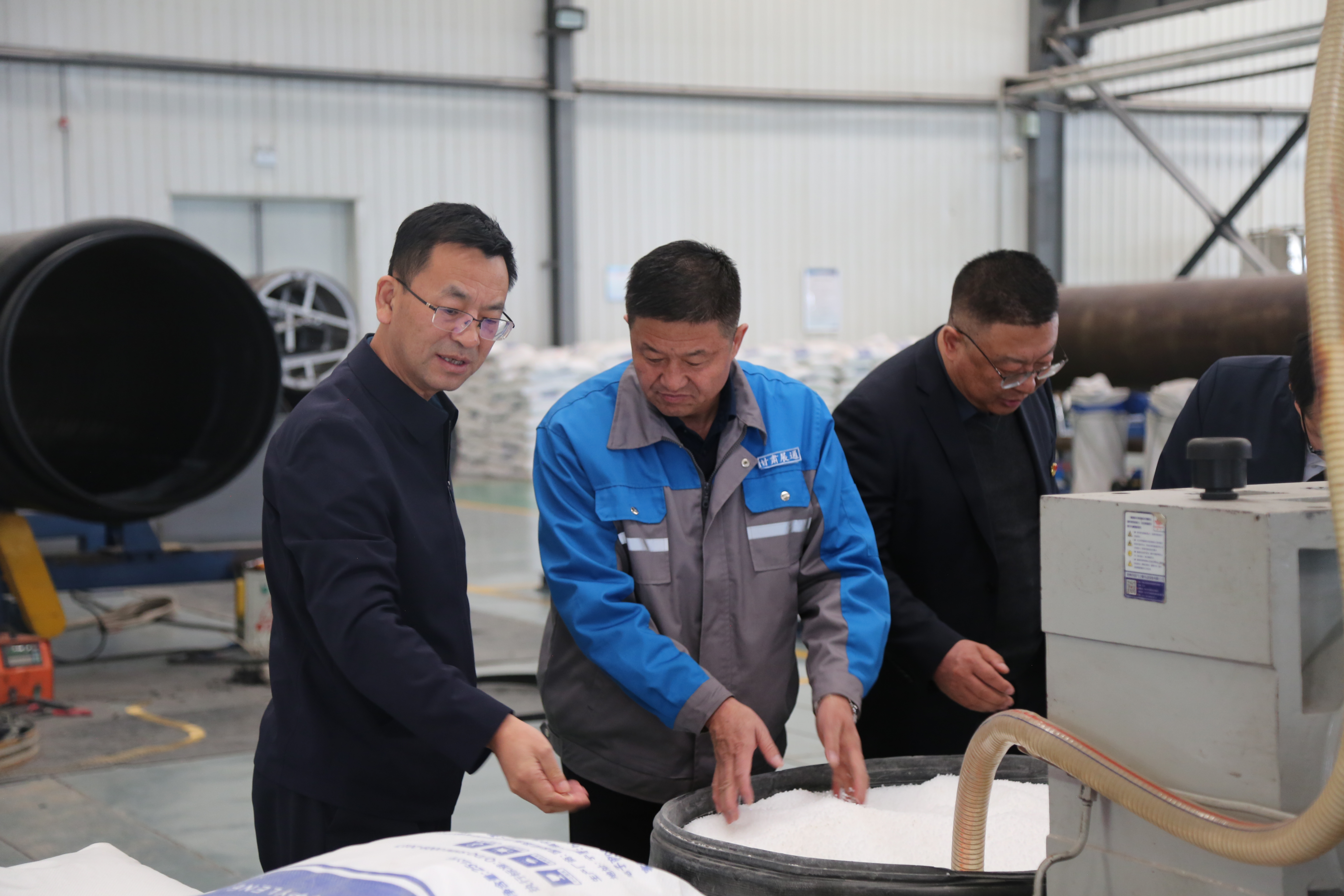 省水投集团公司党委书记,董事长李建军一行对山丹供水公司开展调研